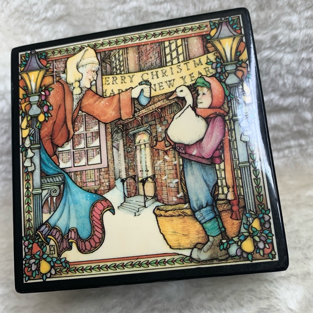 Vintage Enesco Music Box Xmas We Wish You Theme